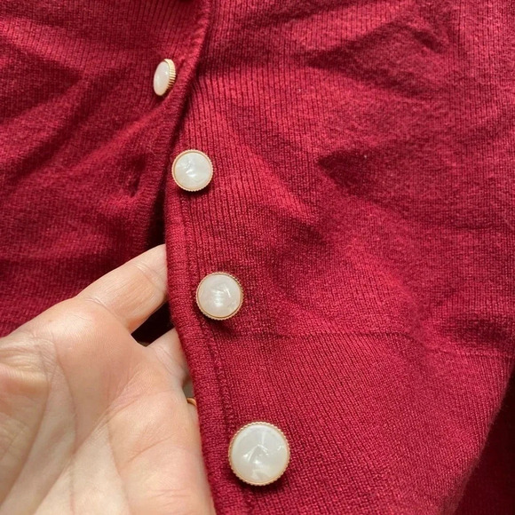 Lili Sidonio - Molly Bracken Oxblood Balloon Sleeve Cropped Cardigan - Picture 4 of 8